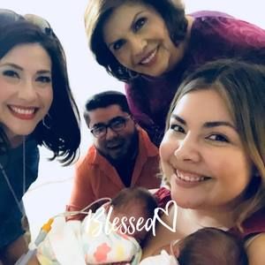 Meet your Posher, Julia